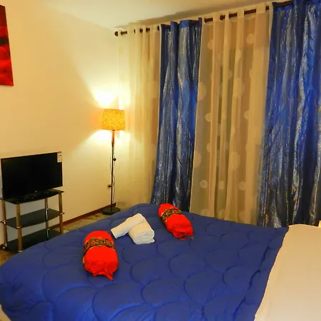 Tisha Hotel 3*
